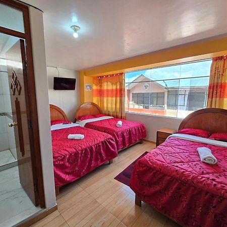 Hostal Acuarius פונו מראה חיצוני תמונה