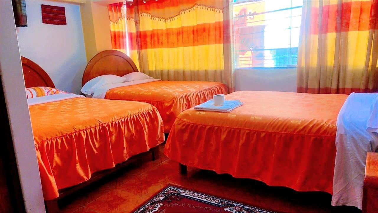 Hostal Acuarius פונו מראה חיצוני תמונה