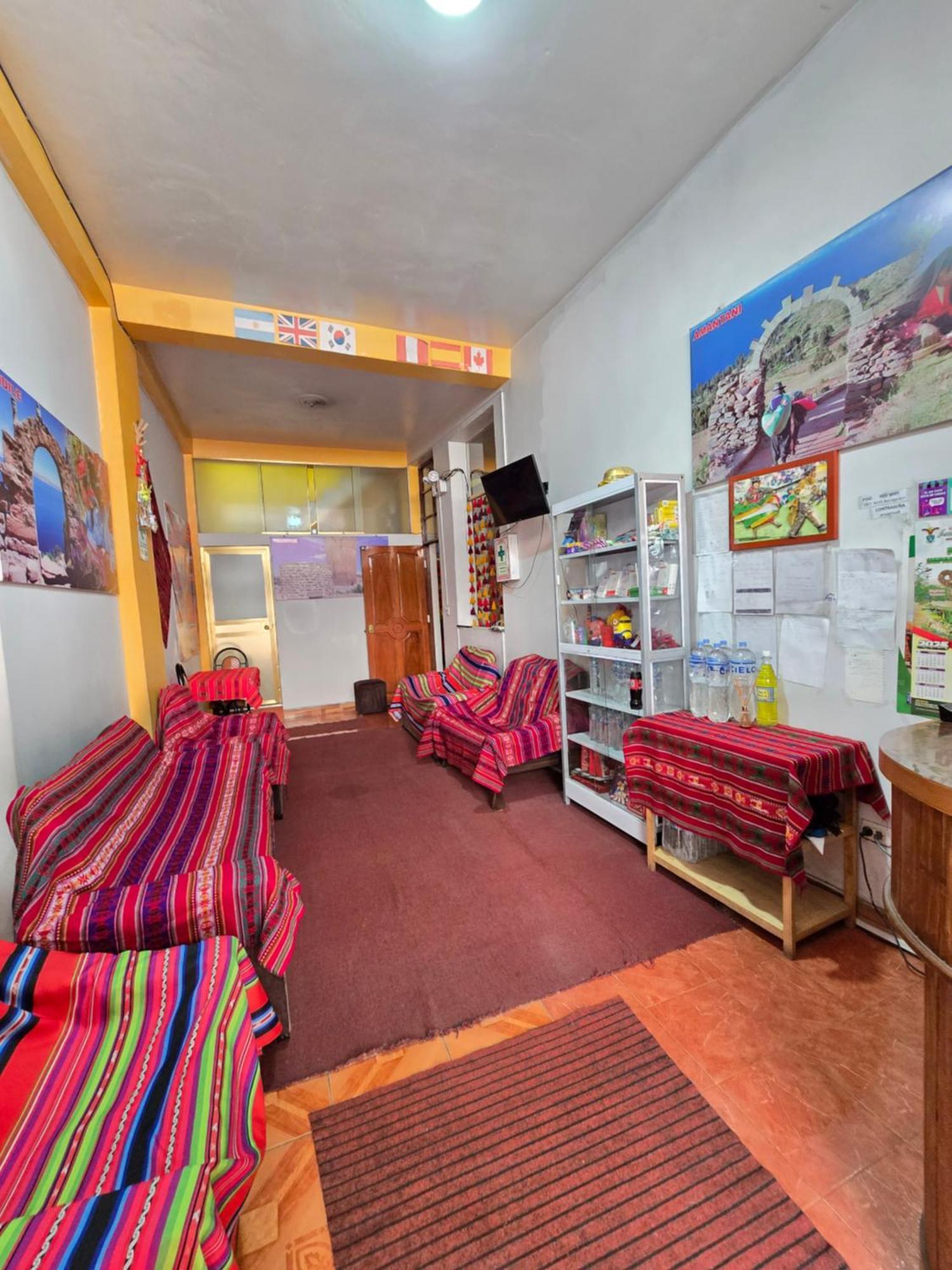 Hostal Acuarius פונו מראה חיצוני תמונה